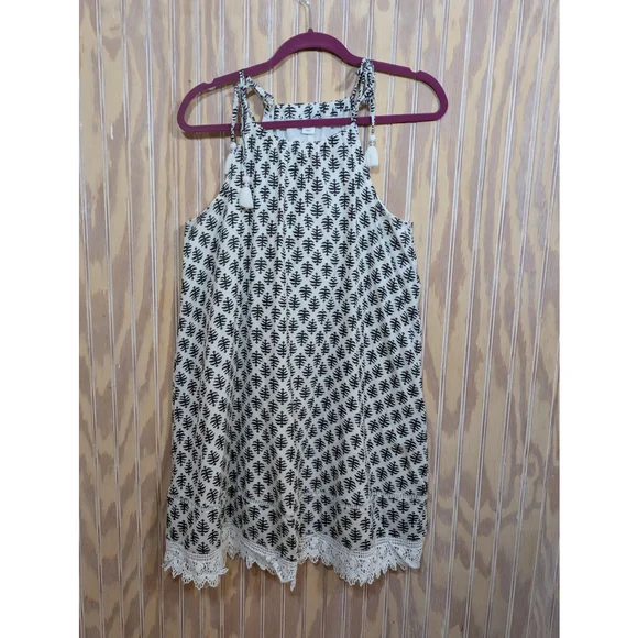 Old Navy | Dresses | Womens Old Navy Dress Size M White Black Print Wadjustable Straps Lace Trim | Poshmark Old Navy | Dresses | Womens Old Navy Dress Size M White Black Print Wadjustable Straps Lace Trim | Poshmark